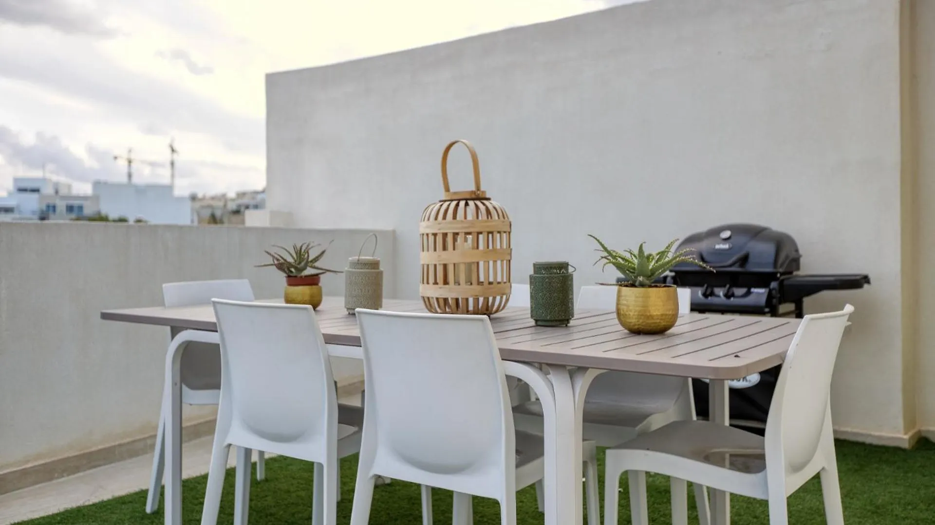 Appartement Malta Pool Penthouse à Is-Swieqi