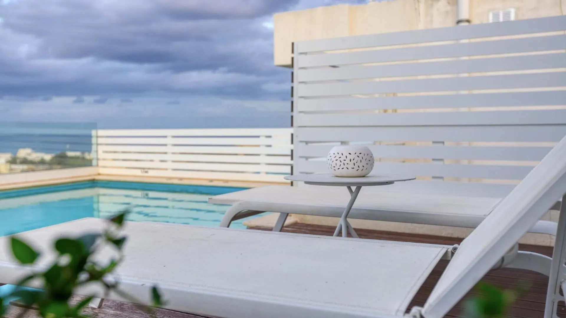 Appartement Malta Pool Penthouse à Is-Swieqi