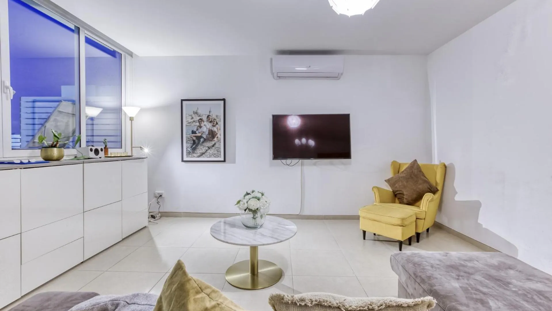 Malta Pool Penthouse Apartment Is-Swieqi