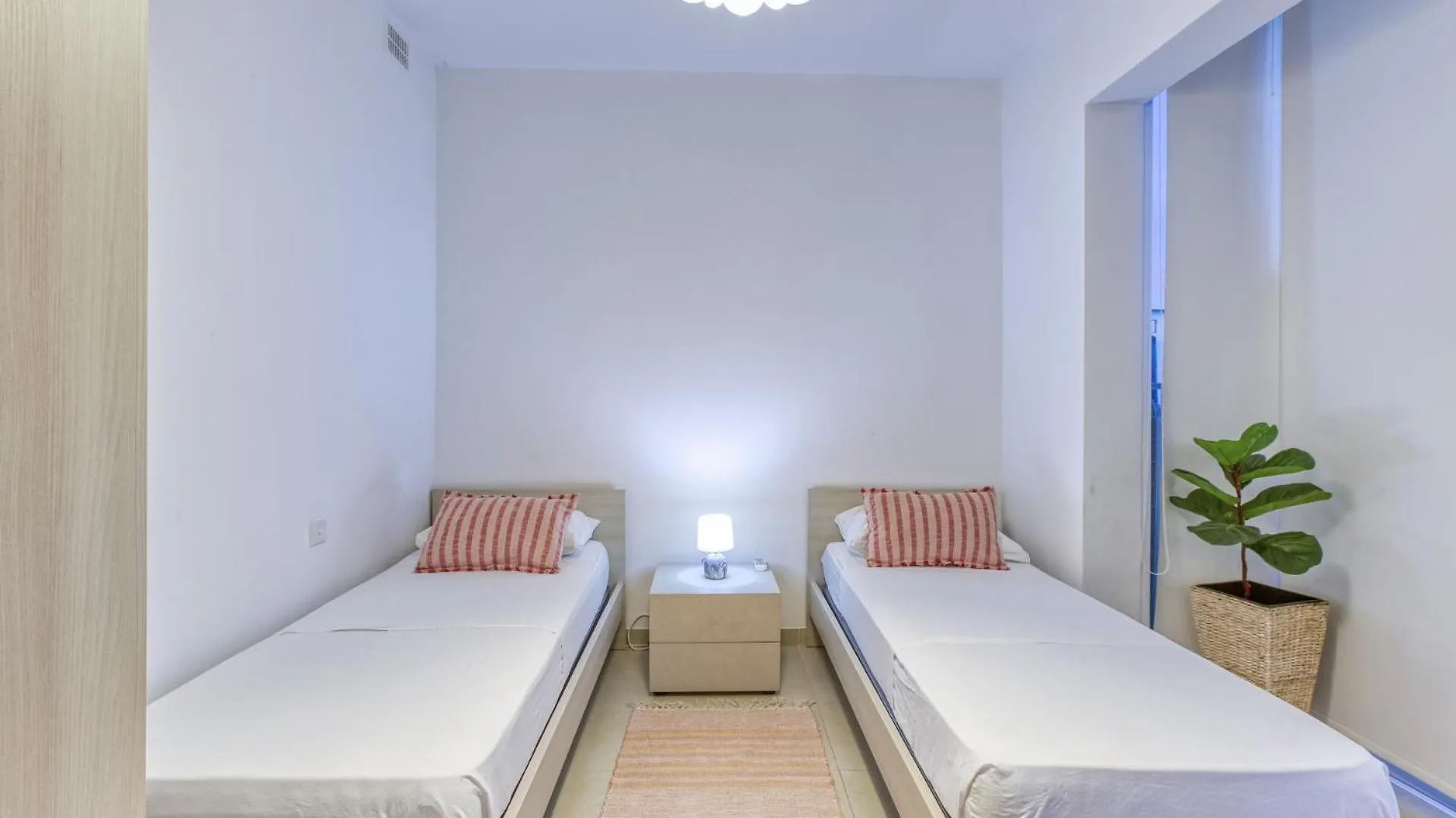 Malta Pool Penthouse Apartment Is-Swieqi