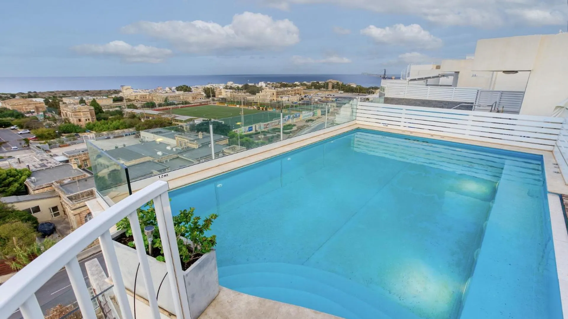Malta Pool Penthouse Apartment Is-Swieqi 0*,  Malta
